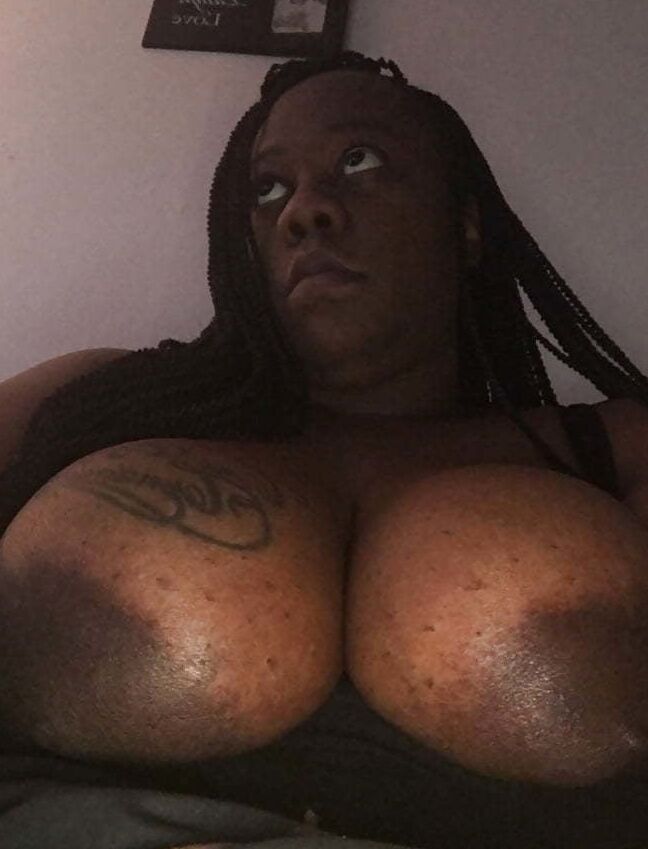 Huge Ebony Tits vol.