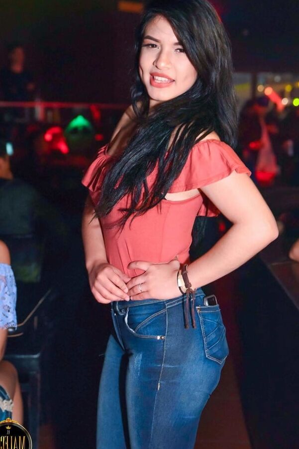 Short dress club latinas
