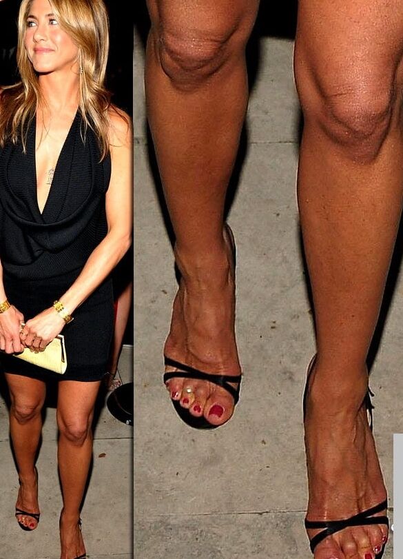 Jennifer Aniston&;s sexy and hot feet