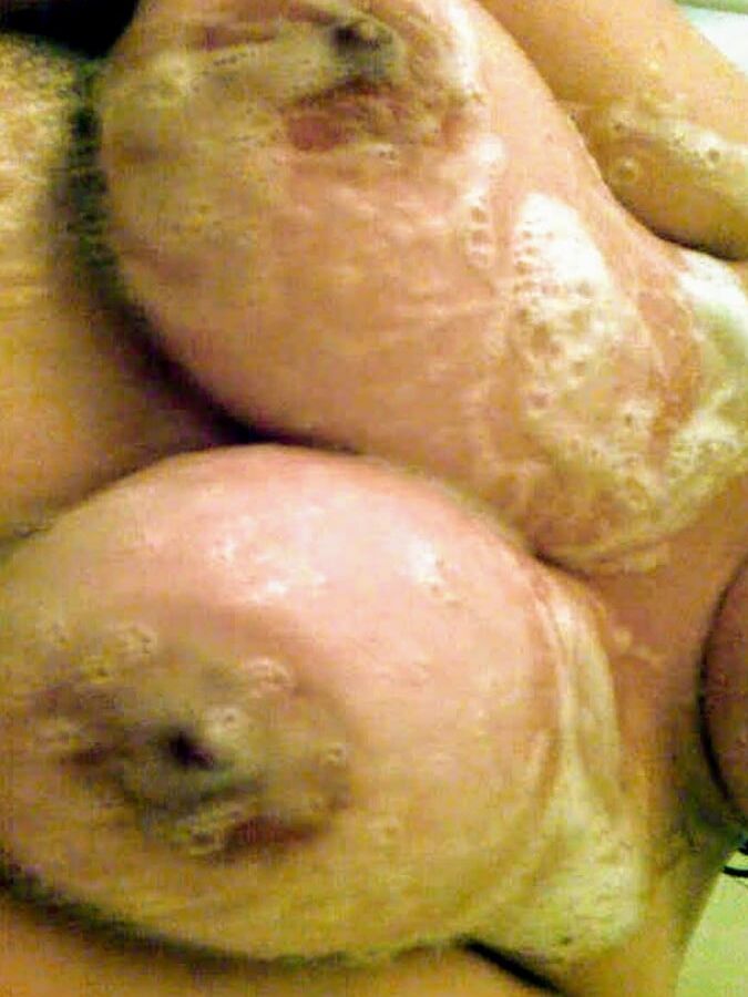 Fat sexy slut for exposure.