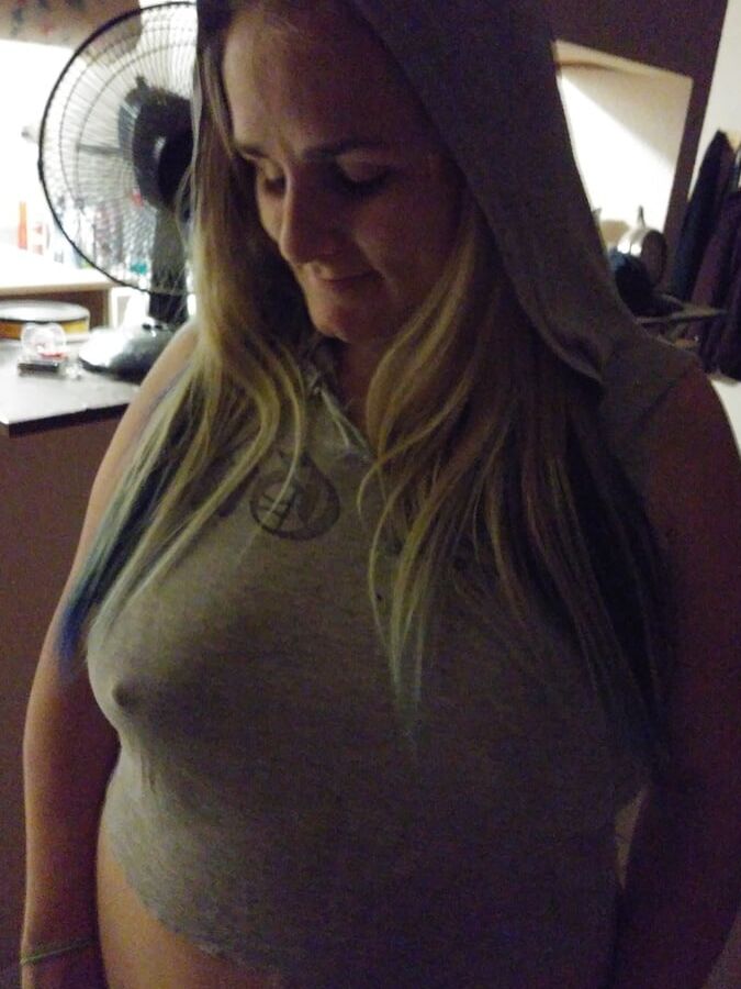 New pics of slut wife Kay