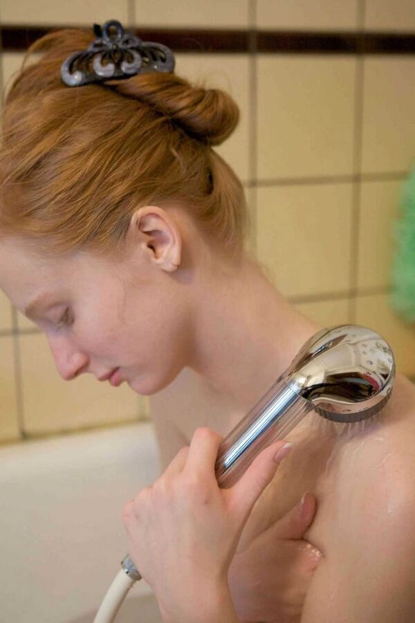 Sexy amateur slim redhead to enjoy and repost