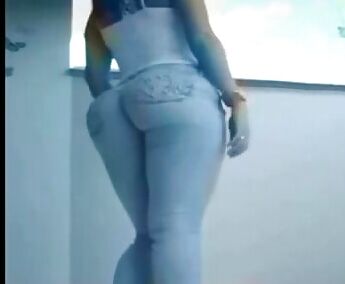Gostosa de jeans
