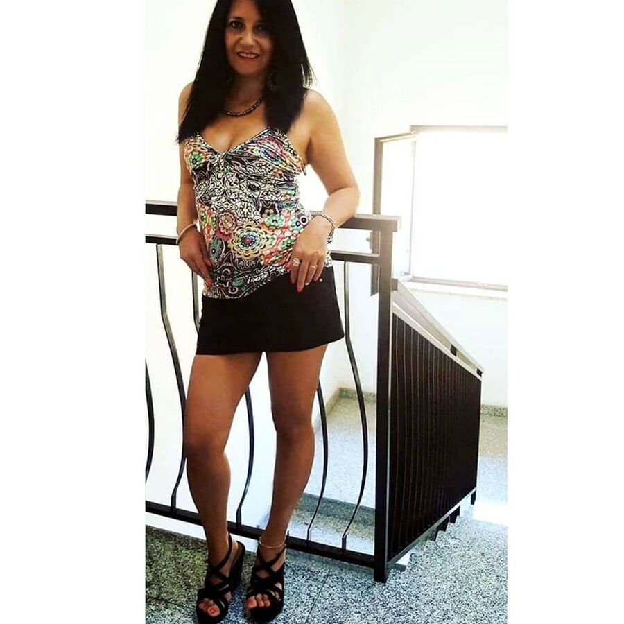 My hot aunt Gina in horny dress