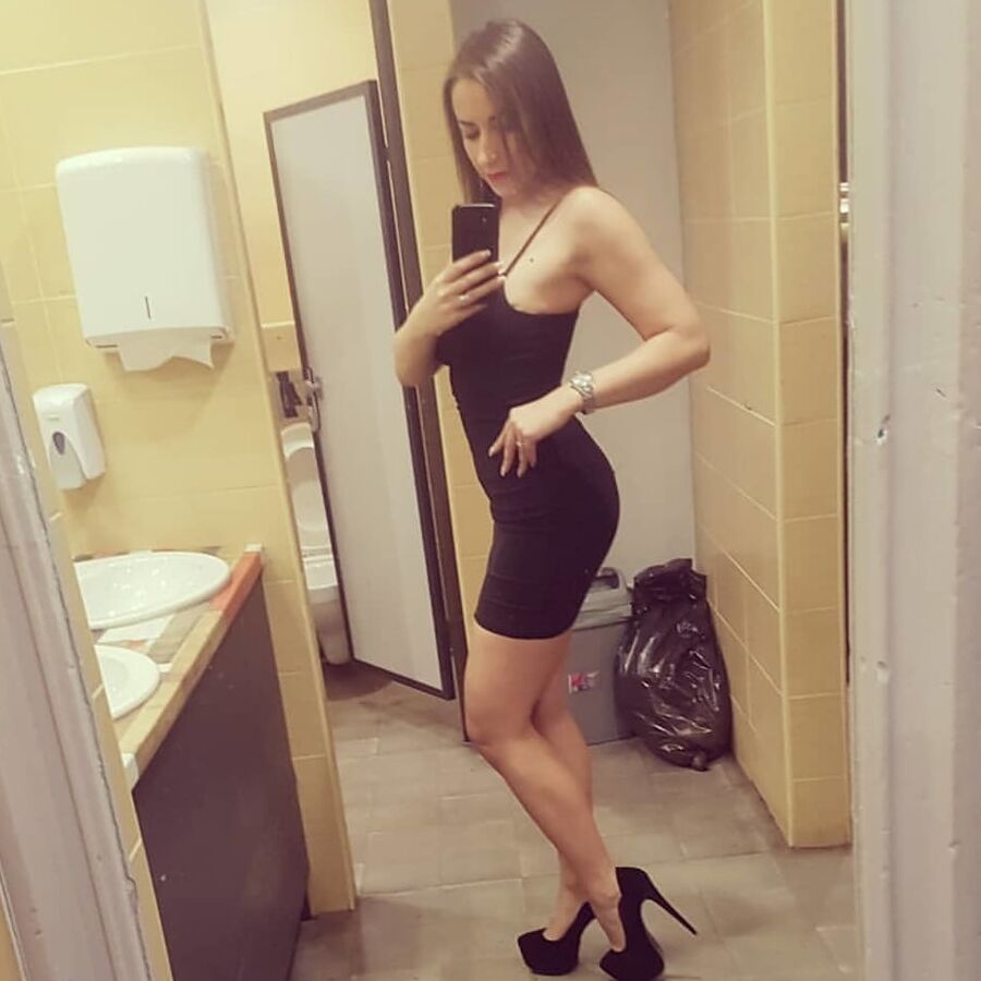 Serbian hot slut girl big natural tits Dragana Vukasinovic