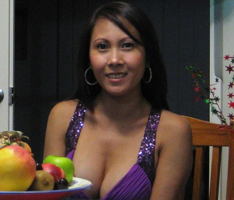 Asian MILF Jen