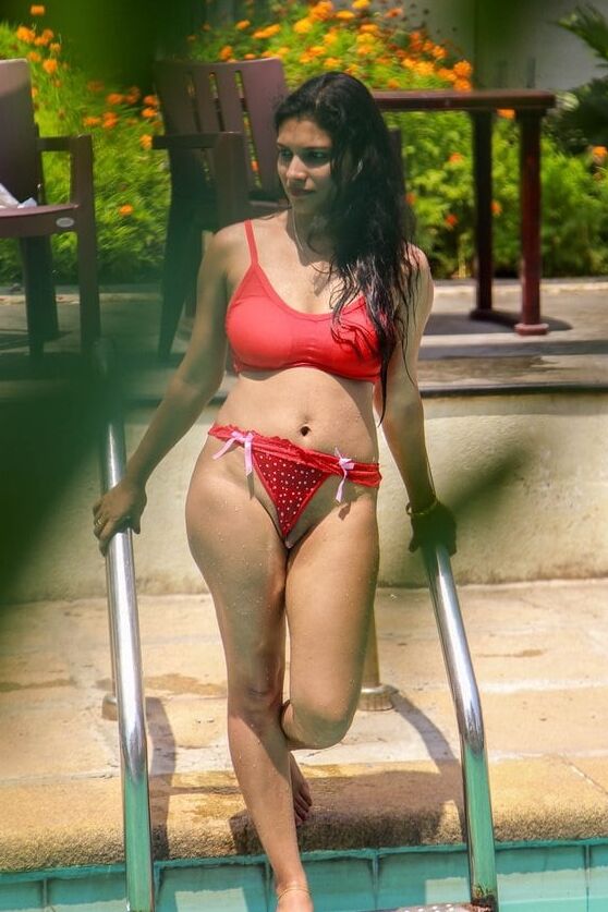 pakistani karachi girl leaked pic