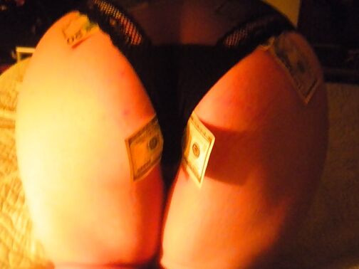 Esposa east LA ca earning money for buss pass