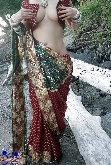 Policz Shipli mom sexy in sari