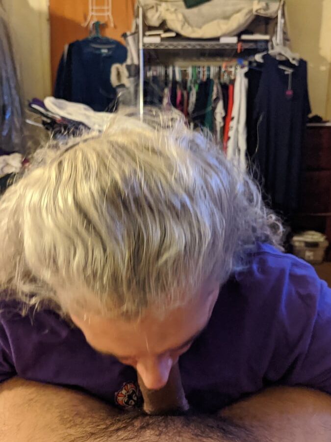 My white mature wide ass on me