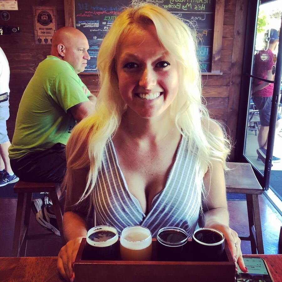 Blonde Non-nude