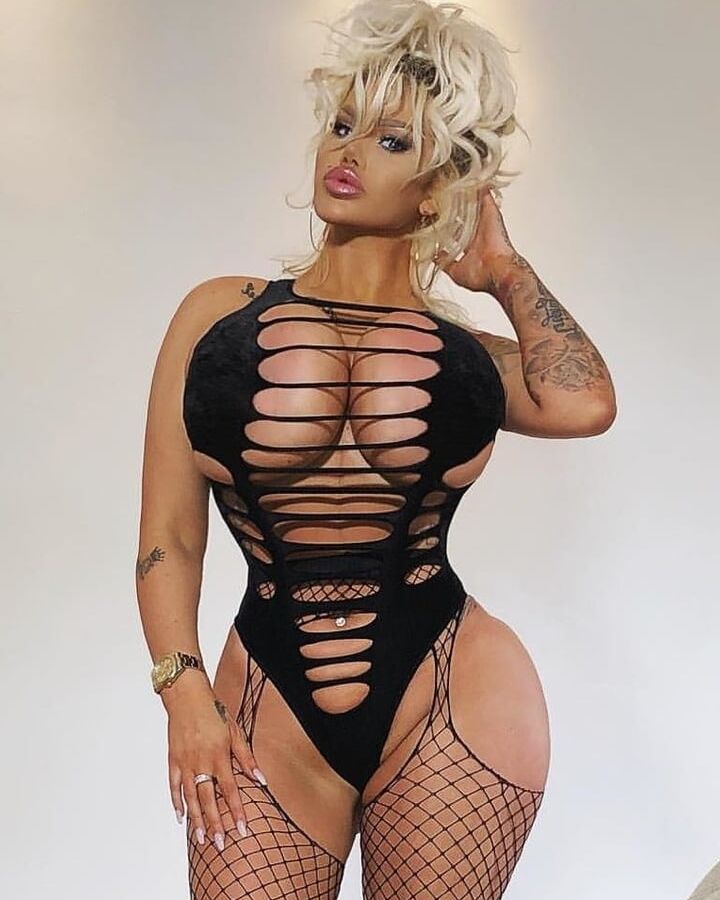 FAKE AND BIMBOO TITS