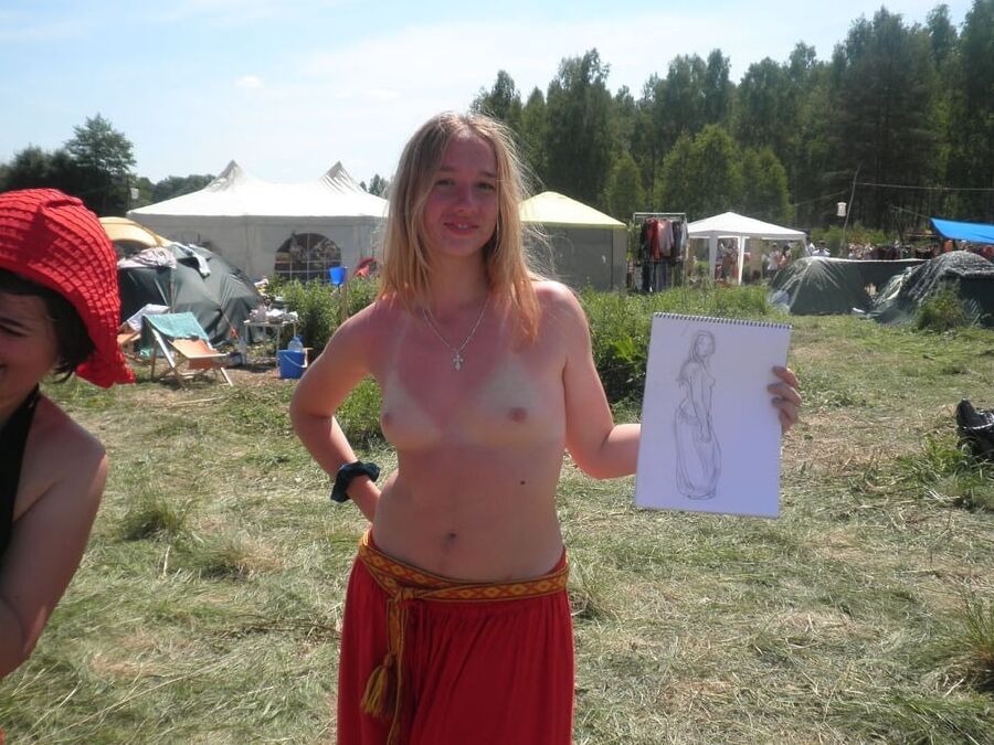 Nice (festival girls)