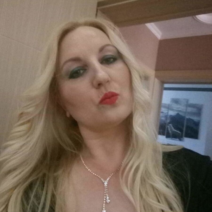Florina milf romanian