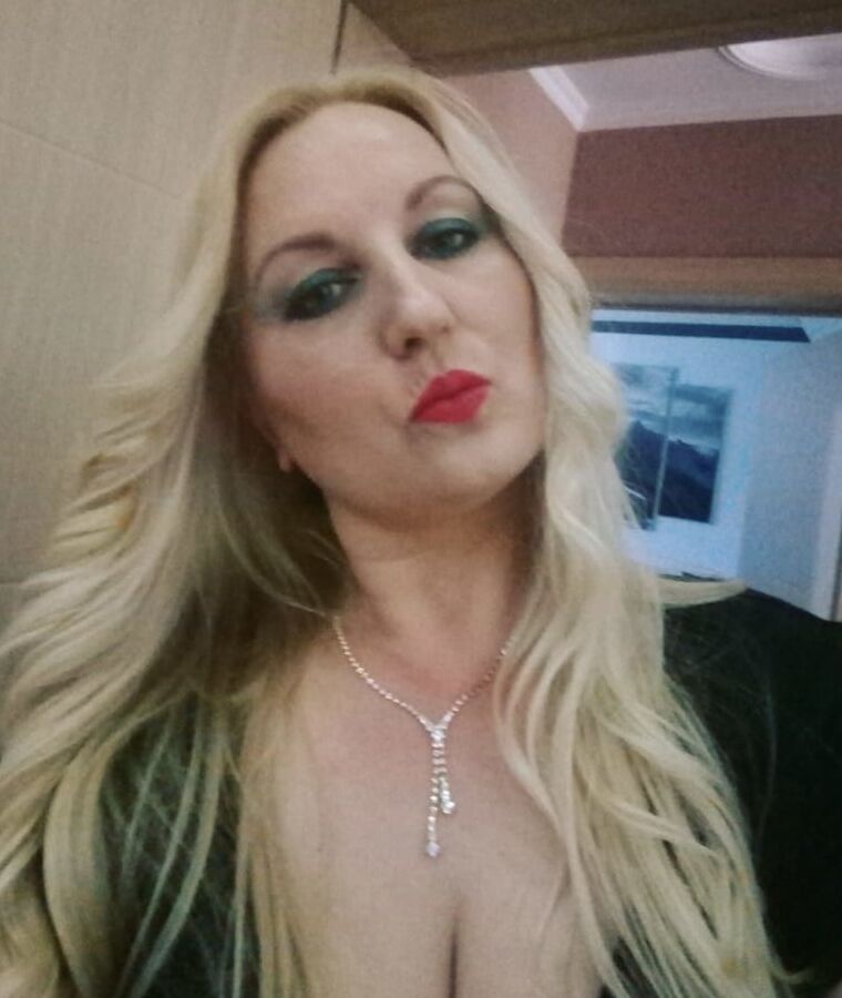 Florina milf romanian