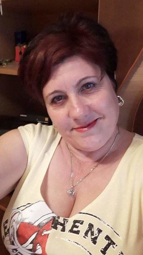 Ady Adriana milf romanian