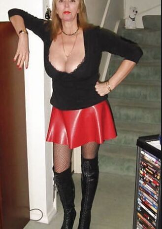 COUGAR GILF AND MILF