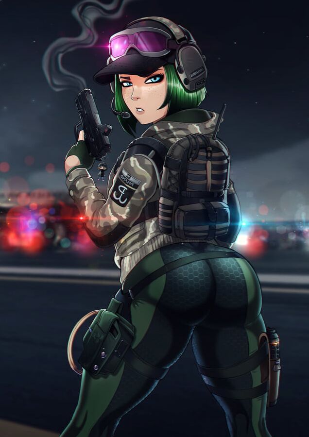 Game Girls: R Siege sexy operators