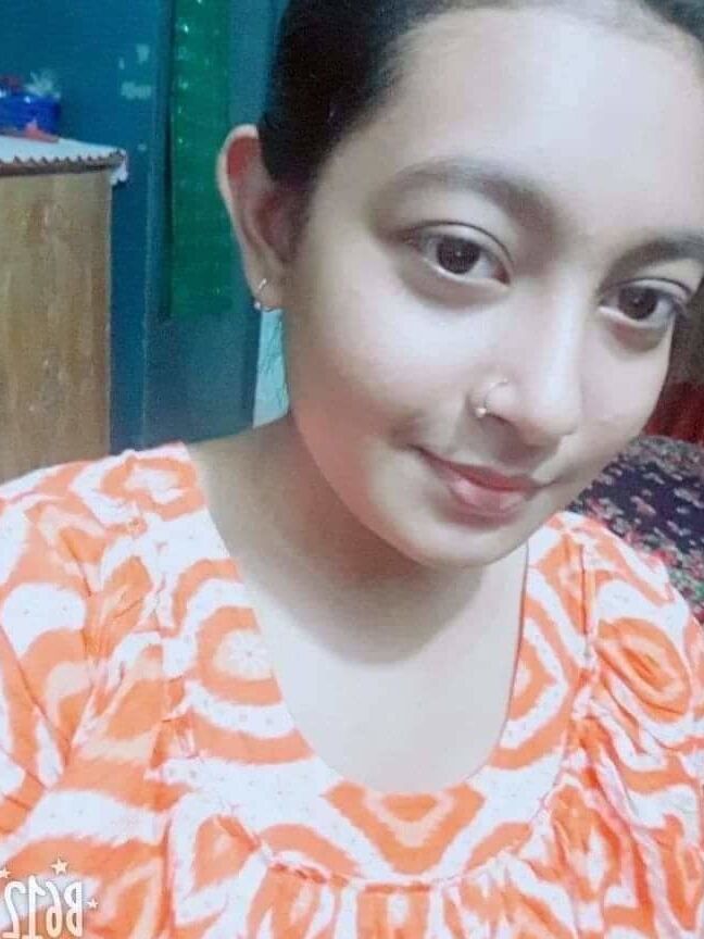 Bangladeshi Cute GF NuDe Selfie For BFF