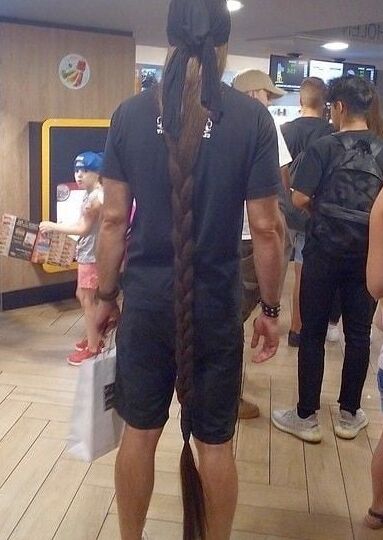 Amazing ponytail