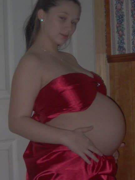 coleen facebook sexy pregnant