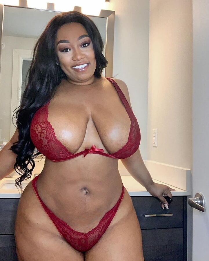 Ebony BBW Britney