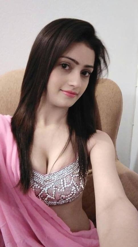 ht girl favrit pose