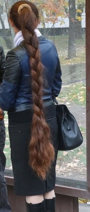 Amazing ponytail