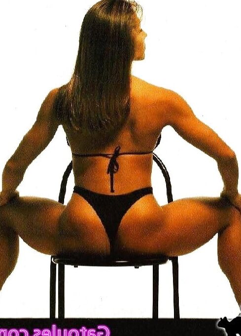 Eleni Petroulaki the Sexy Greek Trainer