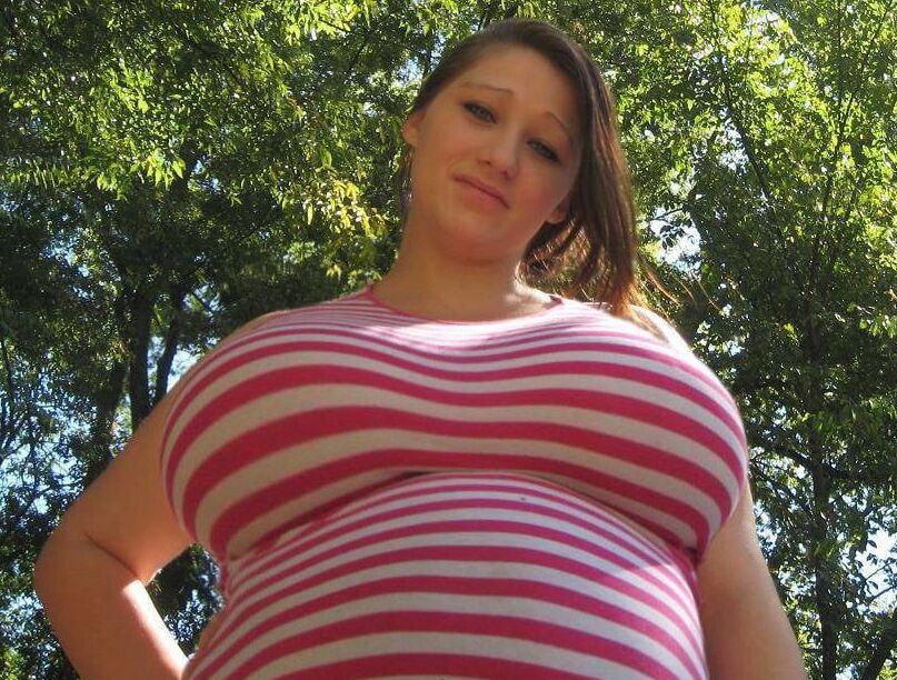 coleen facebook sexy pregnant