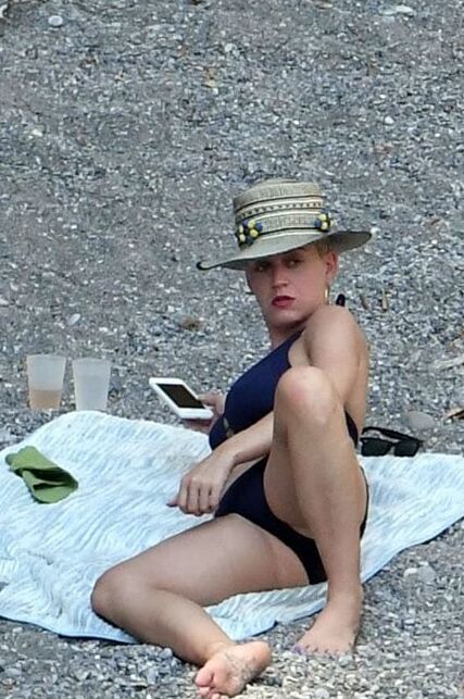 Katy Perry bikini