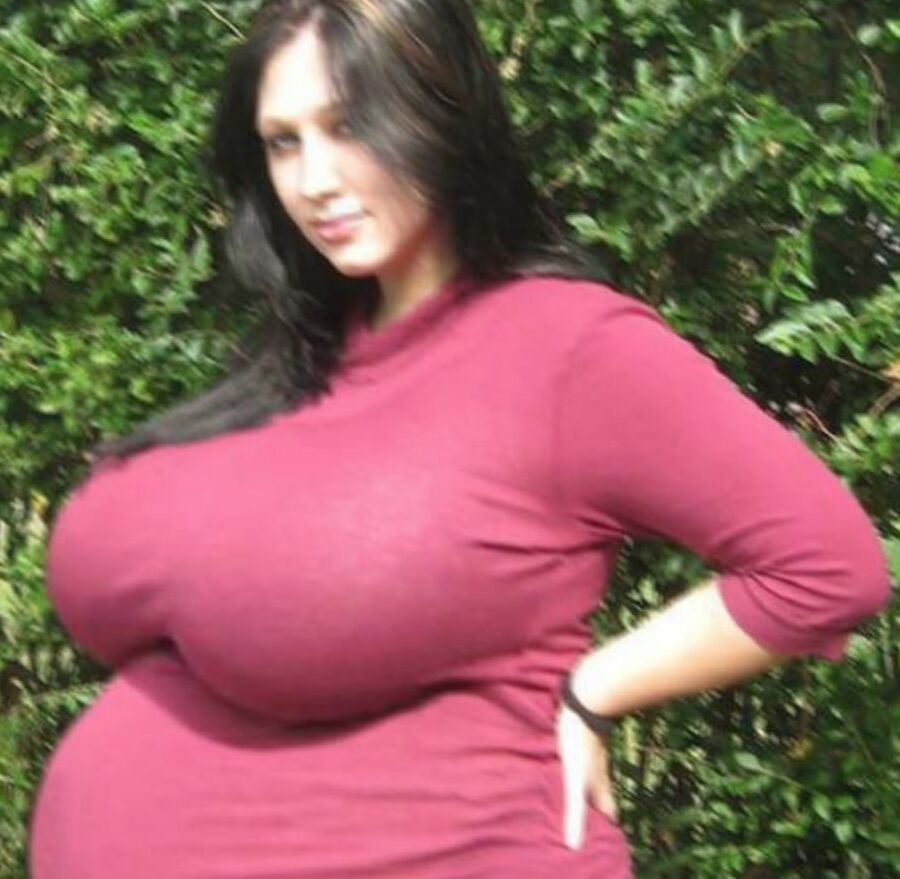 coleen facebook sexy pregnant
