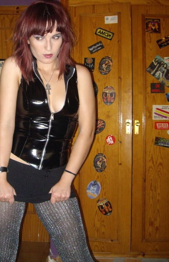 Slut cocksucker and metal fan with leather and slutty outfit