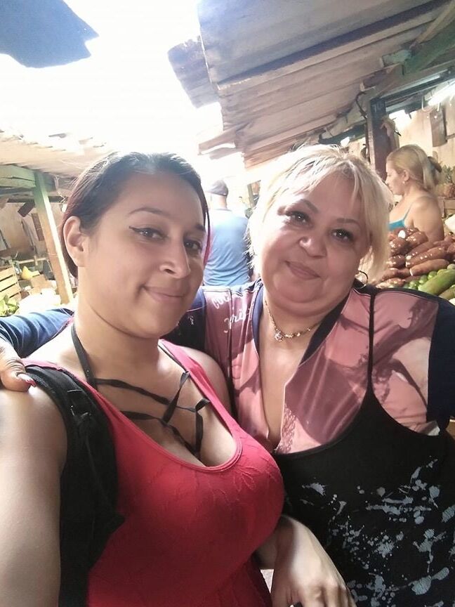 niurka madura granny culona puta
