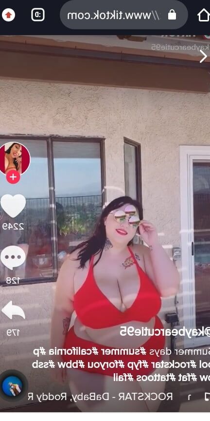 Hoodyman SSBBW . Sdudla fatties .