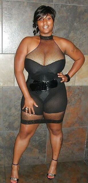 Busty BBWs