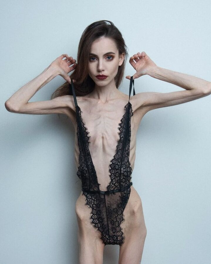 Super skinny Polish model