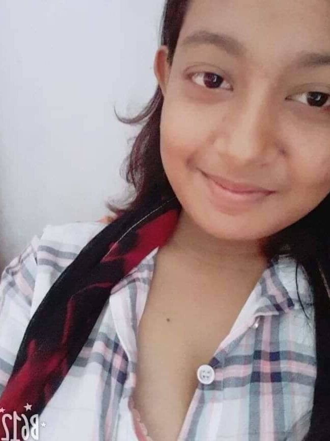 Bangladeshi Cute GF NuDe Selfie For BFF