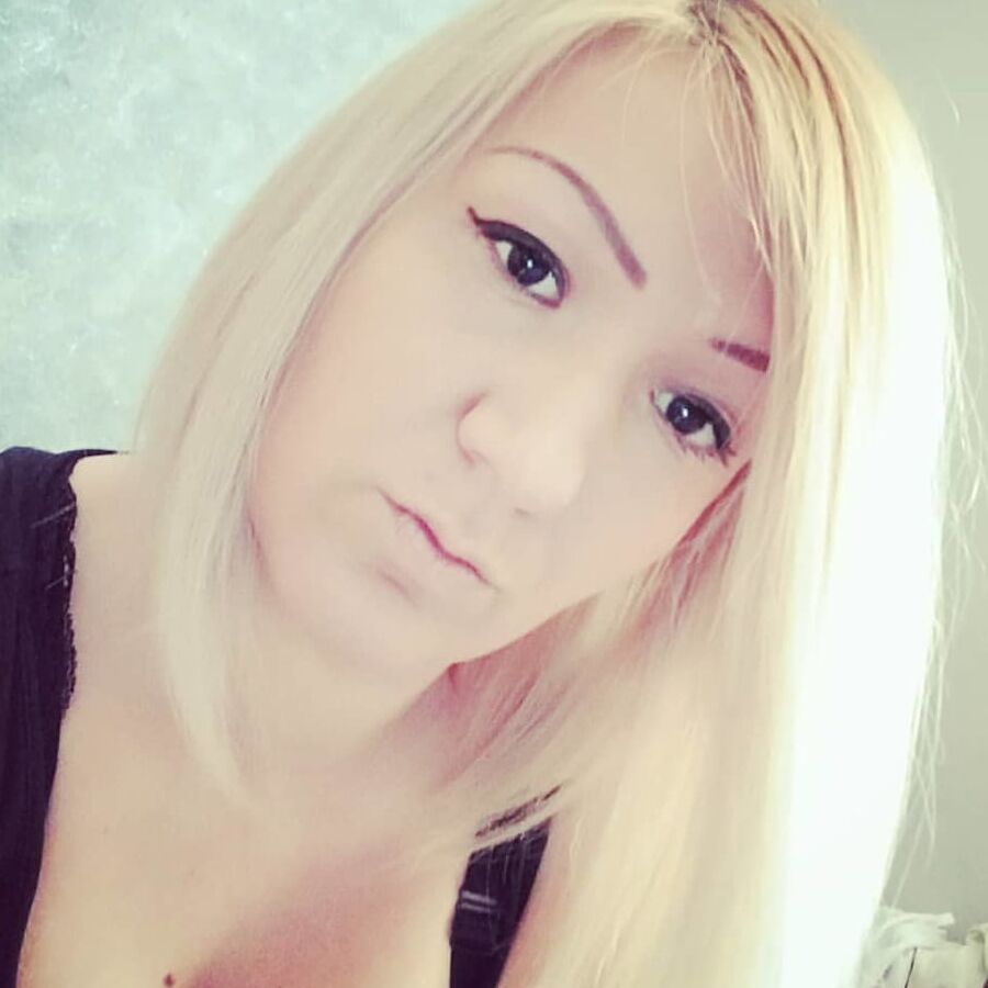 Serbian beautiful blonde milf big natural tits Sanja Matovic