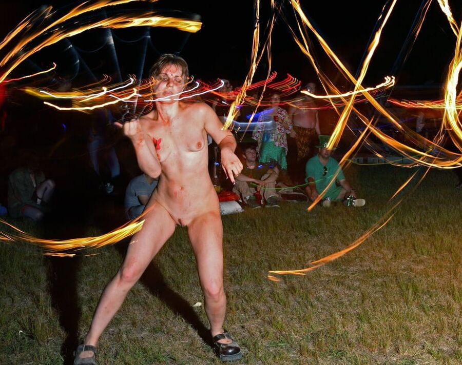 Nice (festival girls)
