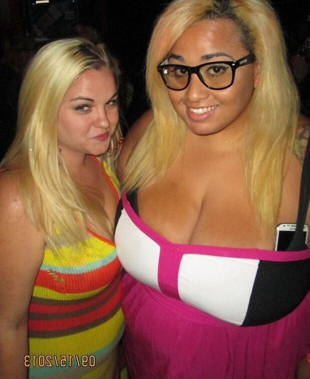 Bbw mix (Dressed busty)