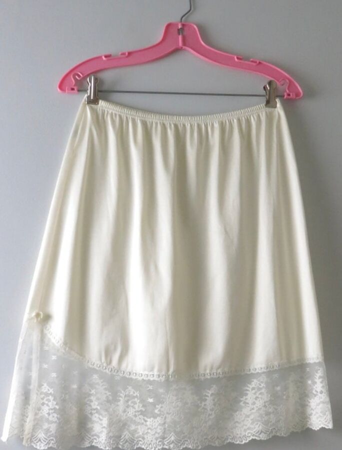 Lacy Halfslips Silky Fullslips Sexy Lingerie And More !