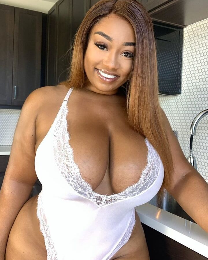 Ebony BBW Britney