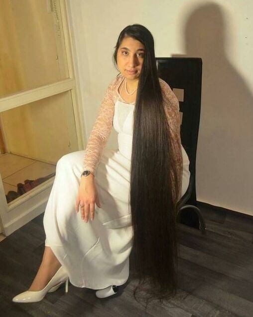 Amazing ponytail