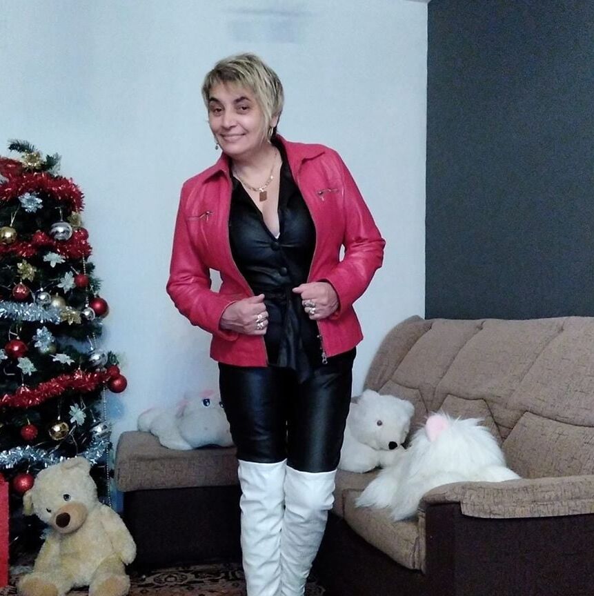 + Mature woman