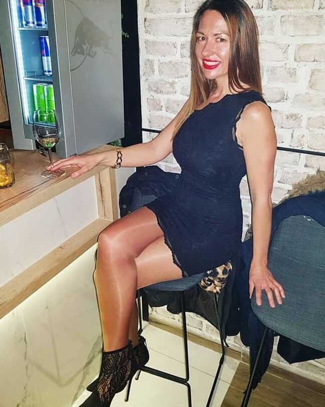 Tanja M in pantyhose ..Tanja u najlonkama