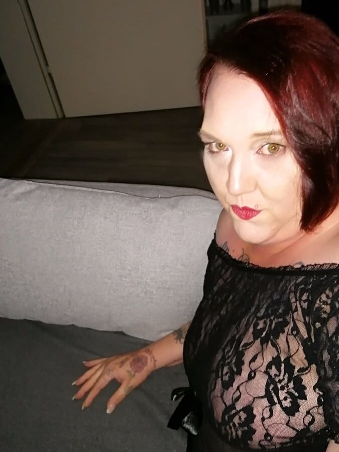 Mommy made up her make-up