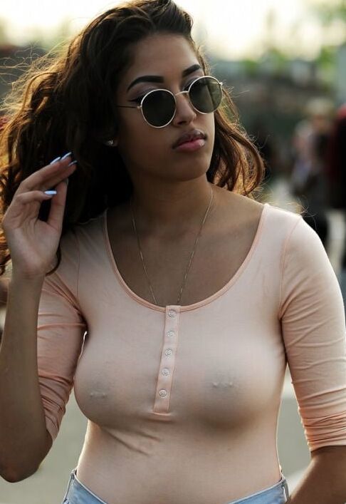 Cum on Braless