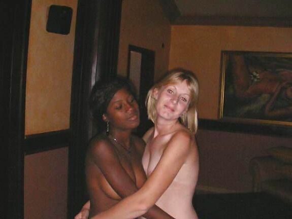 Serbian v Thai Interracial Lesbian