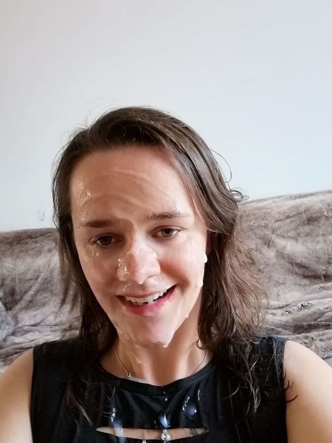 Cumslut Jane exposed